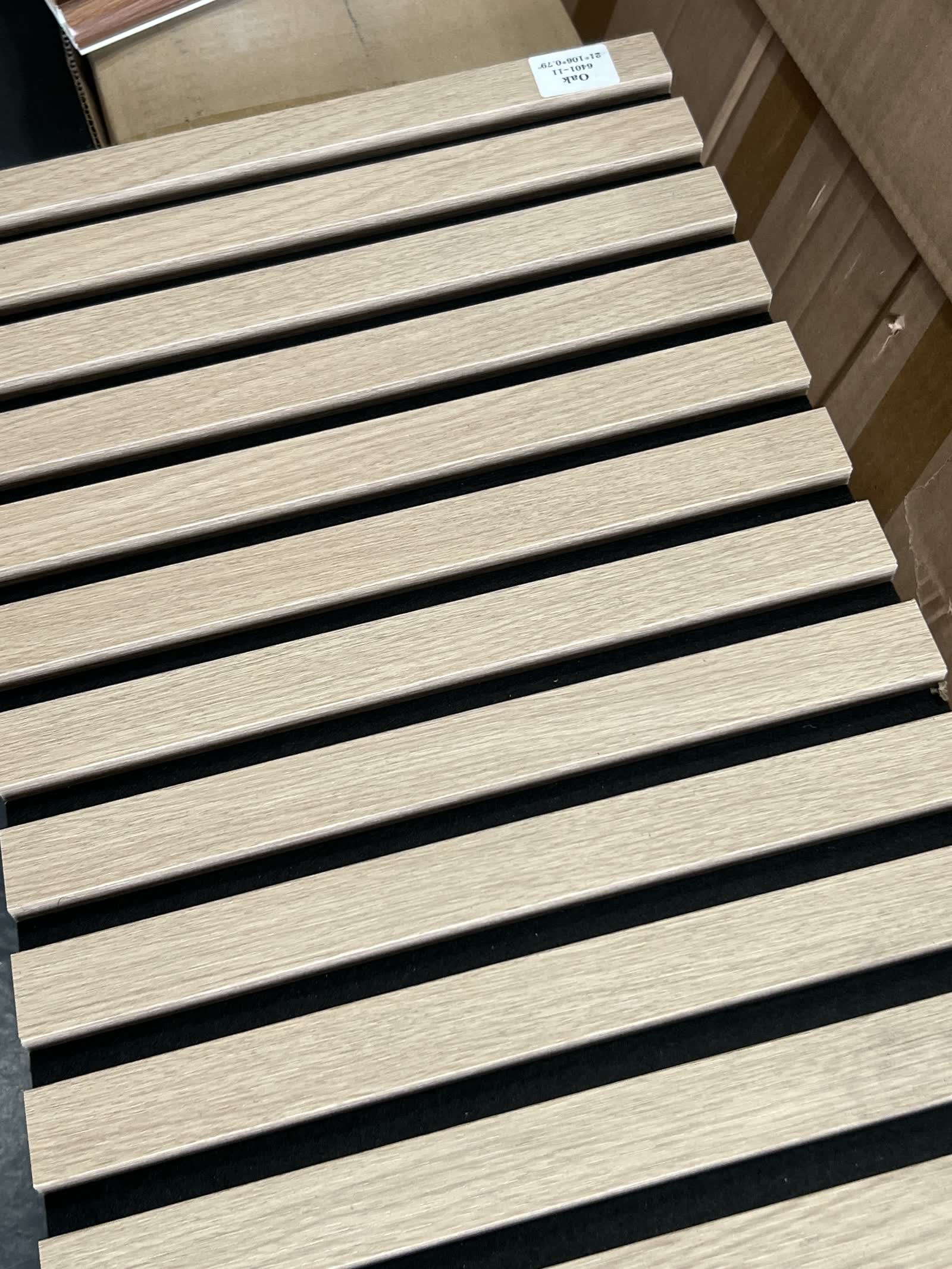 Natural Oak - Close Up Detail