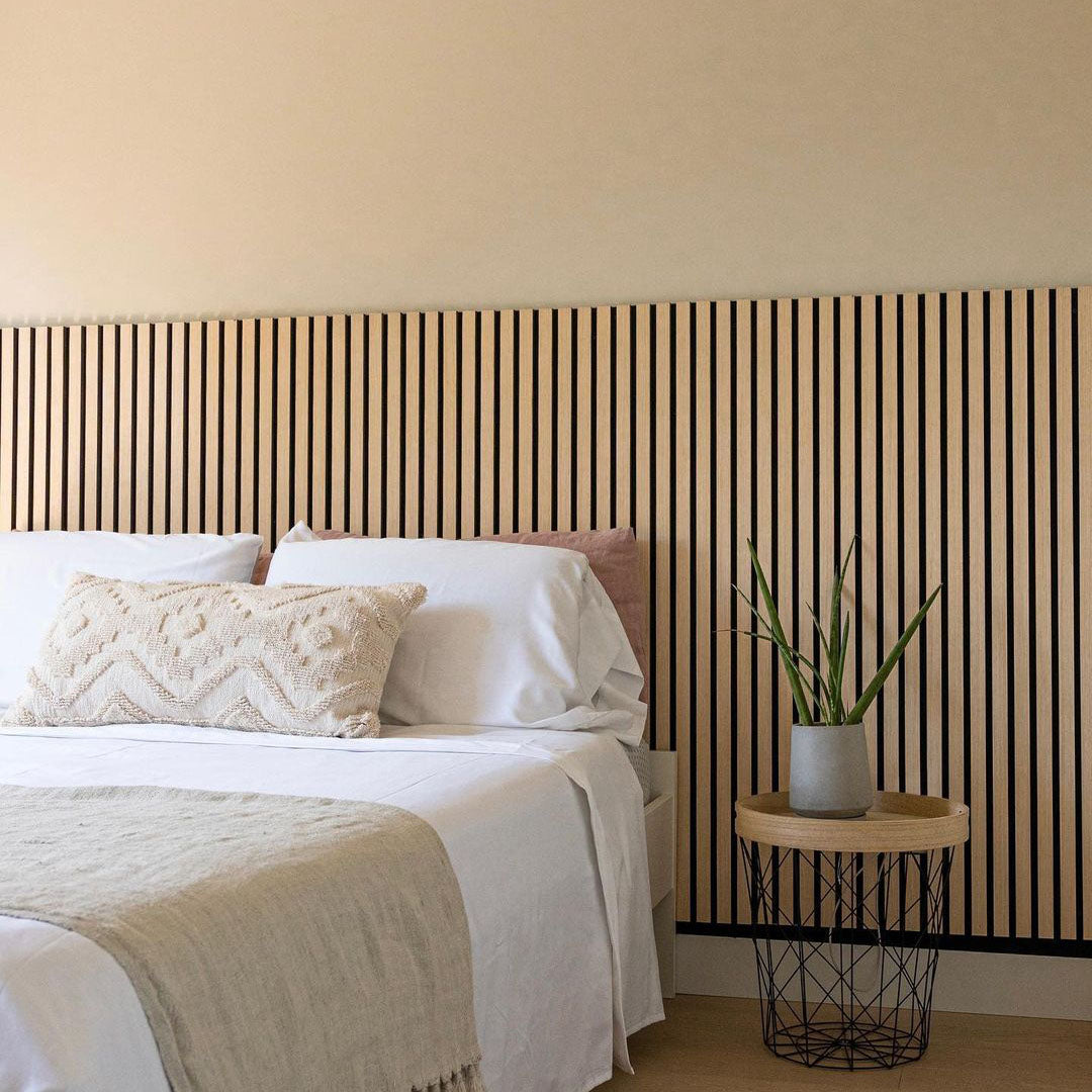 White Oak (Black Felt) - Close Up Detail