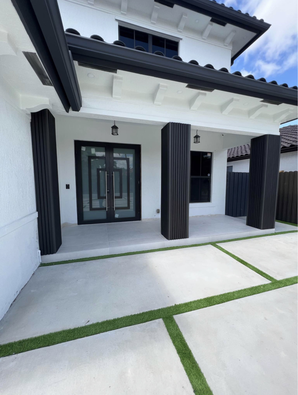 Black Composite Wide Exterior Cladding - Close Up Detail