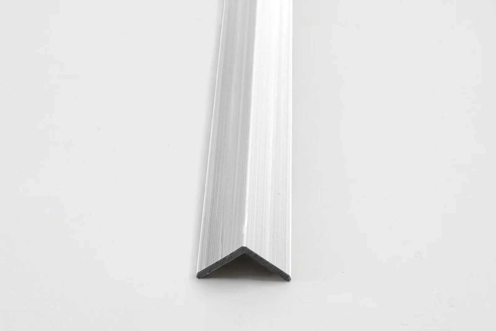 White exterior composite siding end cap L trim