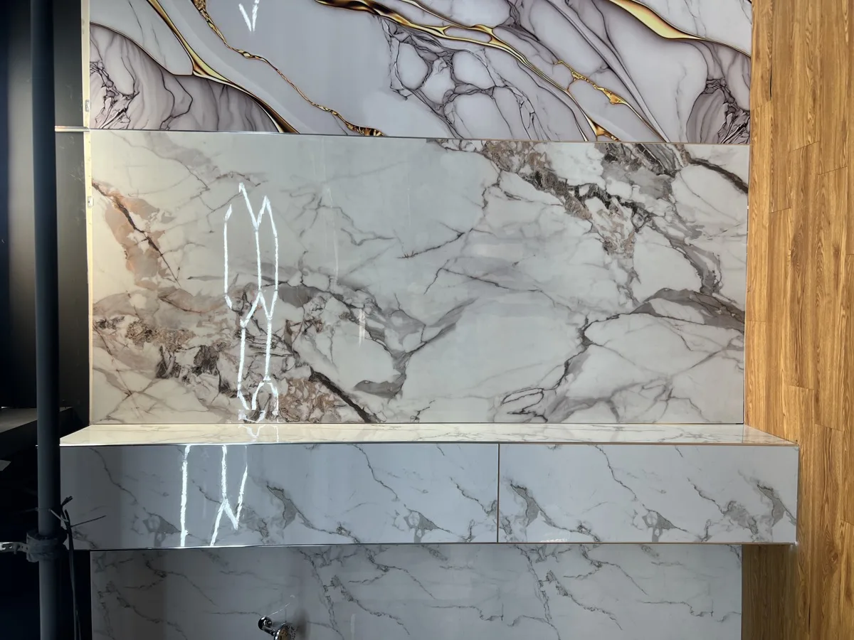Alpine Ivory - Showroom Display