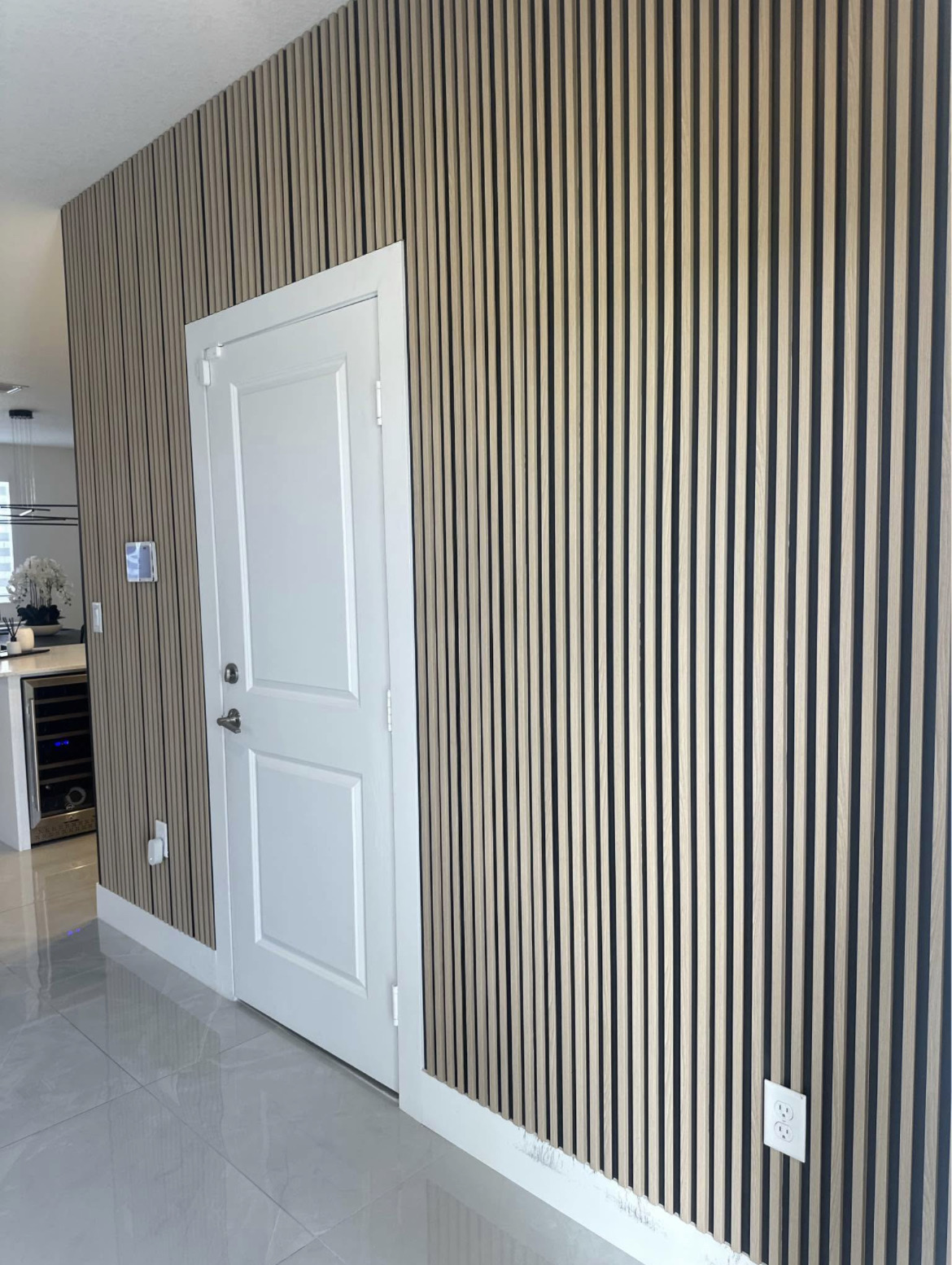 Oak and Black - Additional View